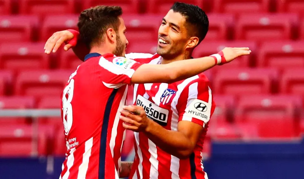 Luis Suárez anotó dos goles en su primer partido con el Atlético Madrid. (FOTO: EFE).