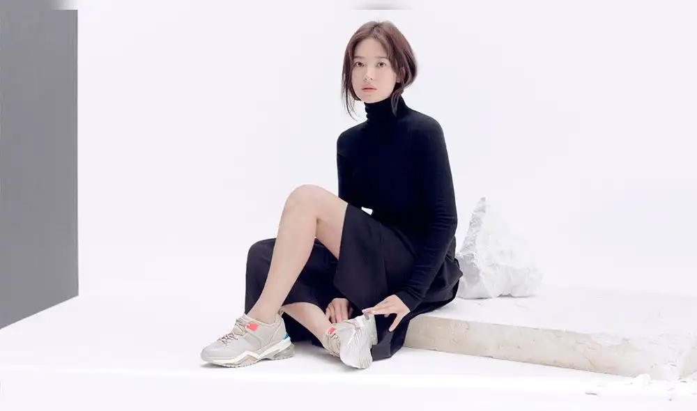 Song Hye Kyo ocupó el lugar #24 en "The 100 Most Beautiful Faces of 2013" realizado por la revista TC Candler. Song Hye Kyo ocupó el lugar #24 en "The 100 Most Beautiful Faces of 2013" realizado por la revista TC Candler.