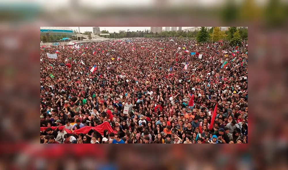 Chile: miles de personas acuden al concierto “El derecho de vivir en paz” [FOTOS y VIDEO]