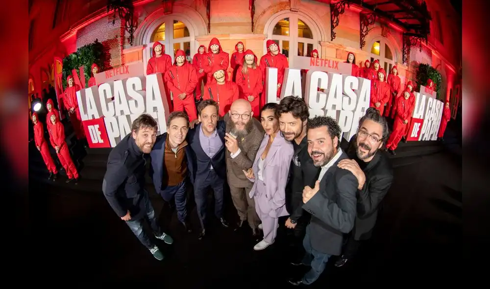 Alfombra roja. El elenco se reencontró el miércoles por la noche en Bogotá. Pedro Alonso ‘Berlín’ estuvo en Buenos Aires. Alfombra roja. El elenco se reencontró el miércoles por la noche en Bogotá. Pedro Alonso ‘Berlín’ estuvo en Buenos Aires.