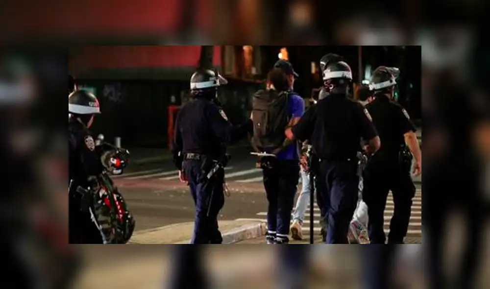 Detienen a un joven en la protestas de los Estados Unidos contra el abuso policial. Foto: Difusión.