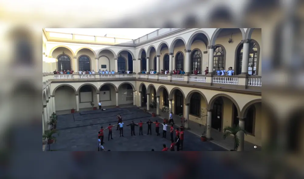 De allí que la gran mayoría de estudiantes conocía seguramente el tema de memoria.