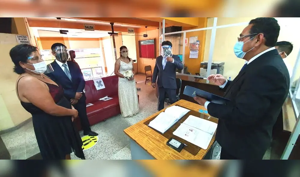 Municipalidad celebra primer matrimonio civil.  (Créditos: Imagen Institucional Municipalidad de Paita.)