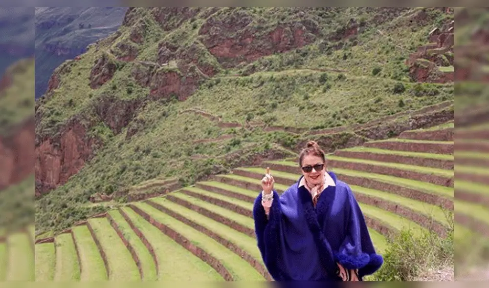 Laura Zapata se muestra al "natural" y es comparada con Michael Jackson