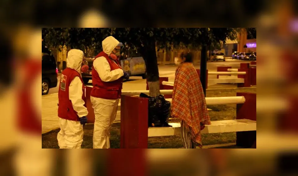 La Dirección de Personas Mayores atendiendo a las personas mayores. Créditos: MIMP.