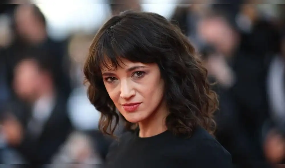 Asia Argento niega haber pagado a un menor por sexo