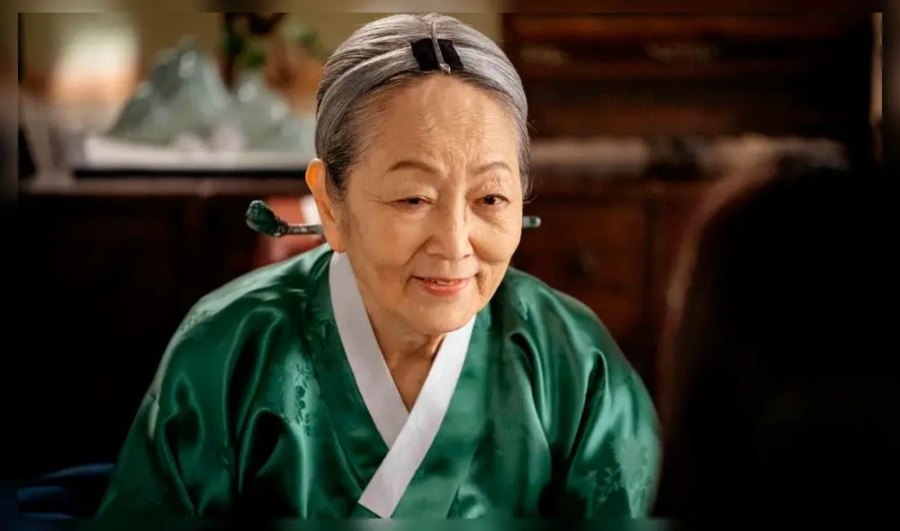 The king: Eternal monarch: el papel de Lady Noh es interpretado por la actriz surcoreana Kim Young Ok.