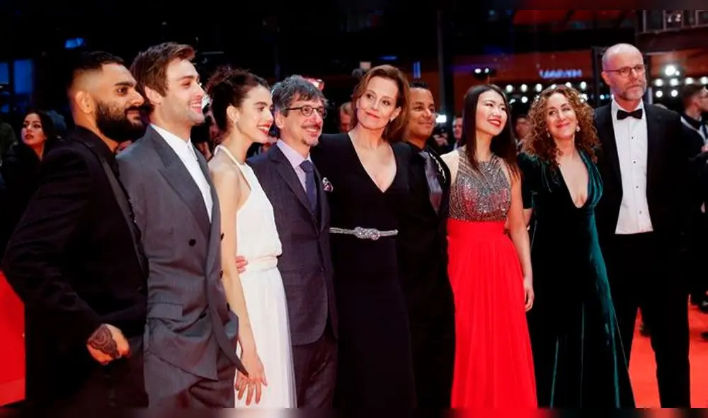 La actriz china Xiao Sunes parte del elenco de "My Salinger Year" en el Festival de Cine de Berlín 2020. La actriz china Xiao Sunes parte del elenco de "My Salinger Year" en el Festival de Cine de Berlín 2020.