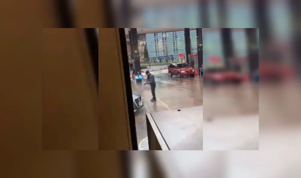 Ambos hombres discutieron porque uno de ellos no se cubrió la boca al toser a pesar del alto índice de contagios del coronavirus.