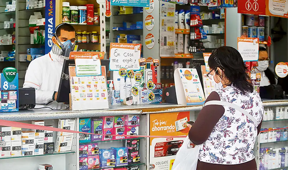 Aprovechamiento. Durante la crisis sanitaria se reportó una excesiva alza de precios de medicamentos y oxígeno medicinal. Foto: Félix Contreras. Aprovechamiento. Durante la crisis sanitaria se reportó una excesiva alza de precios de medicamentos y oxígeno medicinal. Foto: Félix Contreras.