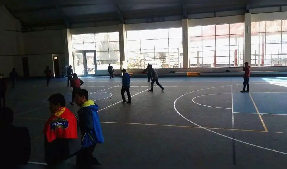 Moderna infraestructura educativa en el distrito de Quiruvilca Moderna infraestructura educativa en el distrito de Quiruvilca