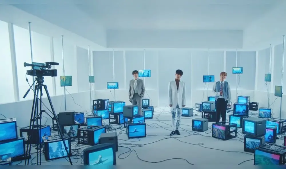 Desliza para ver más fotos de Yesung, Kyuhyun y Ryeowook de SUPER JUNIOR-KRY.