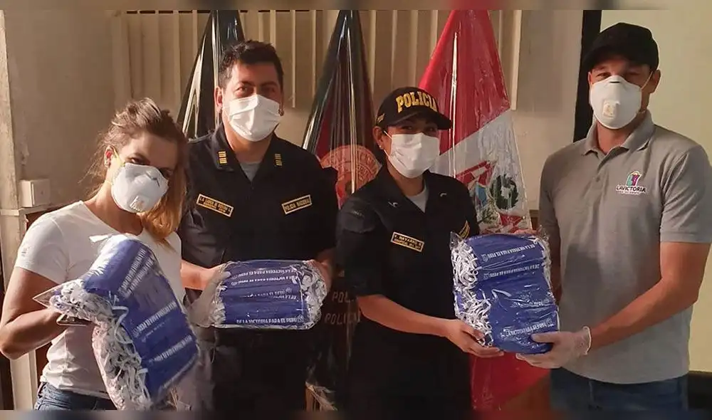 El alcalde de La Victoria y la competidora de EEg trabajan en complicidad para producir mascarillas y donar a quien los necesite.