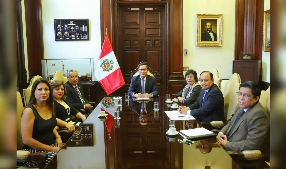 Consejo de Estado reunido paraanalizar nuevas medidas contra el coronavirus. Foto: Presidencia. Consejo de Estado reunido paraanalizar nuevas medidas contra el coronavirus. Foto: Presidencia.