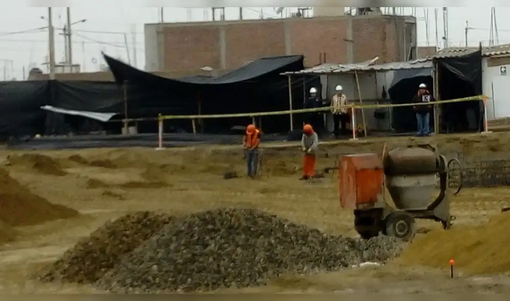Pobladores exigen vigilancia en la obra tras explosión. Pobladores exigen vigilancia en la obra tras explosión.