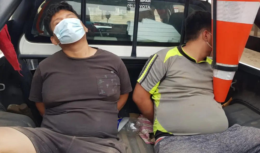 En poder de los delincuentes se halló 3 armas de fuego y 2 pasamontañas. Foto: Johann Klug / URPI - GLR