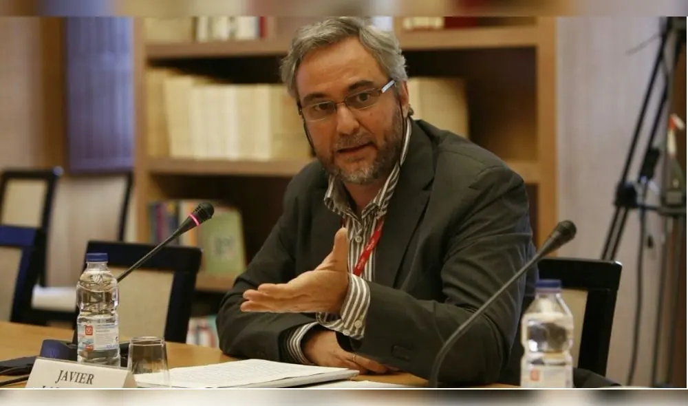 "El futuro del lenguaje se juega en redes sociales" "El futuro del lenguaje se juega en redes sociales"