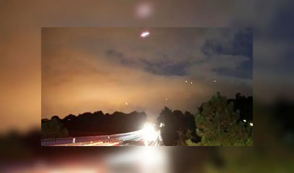 Avistamiento de luces en el cielo. Foto: Referencial Avistamiento de luces en el cielo. Foto: Referencial