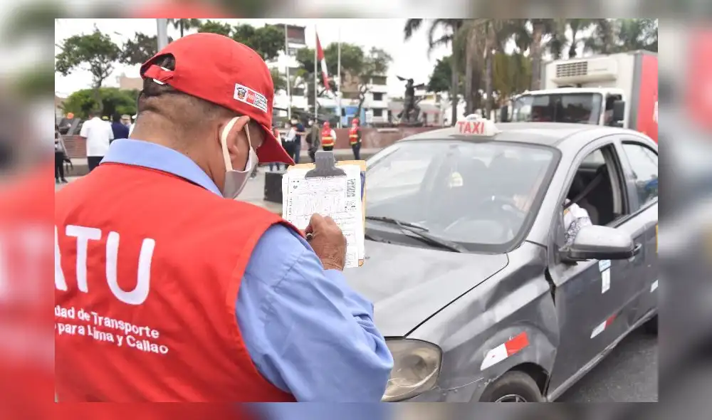 ATU reafirmó que taxis solo pueden operar entre las 4 de la madrugada y las 10 de la noche. Foto: Jenny Valdivia / La República.
