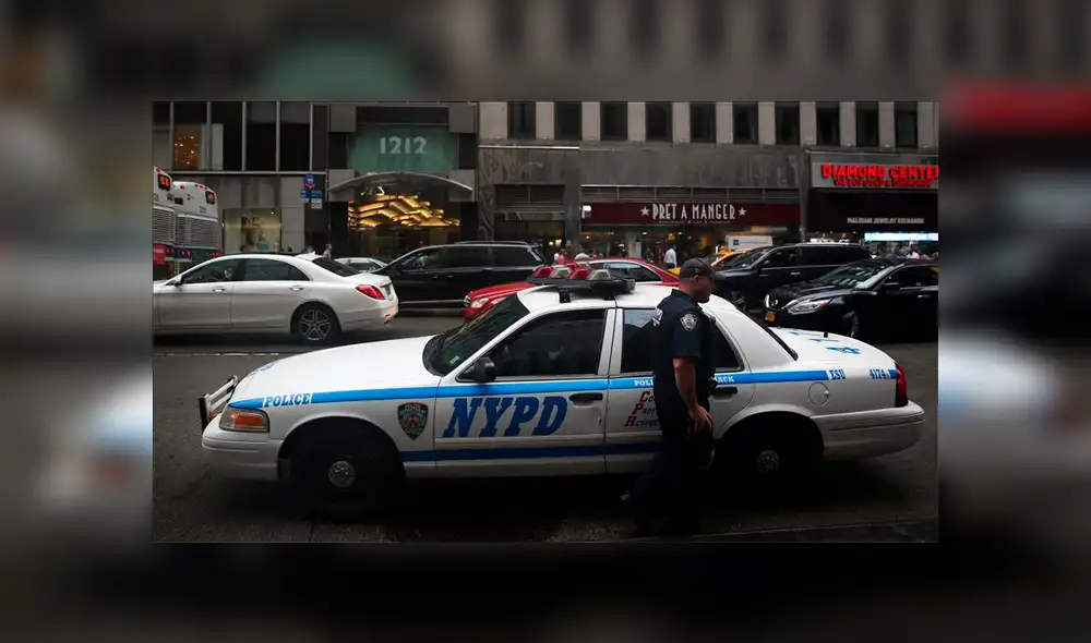 Policía de tránsito es detenido luego de robar una bolsa llena de marihuana y joyas [VIDEO]