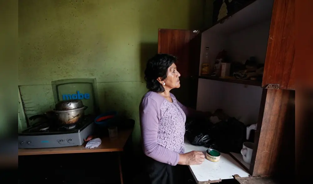 08-04-2020 ANTONIO MELGAREJO
CASO MADRE DE NIÑO CON AUTISMO
IRMA NEYRA CASTRO
EXTREMA POBREZA
CASA FLOR DE AMANCAES
VIOLENCIA FAMILIAR
CUARENTENA
ESTADO DE EMERGENCIA POR CORONAVIRUS COVID19
LABORES DE CASA
AMAS DE CASA
CRISIS POR ESTADO DE EMERGENCIA
POBREZA EXTREMA 08-04-2020 ANTONIO MELGAREJO
CASO MADRE DE NIÑO CON AUTISMO
IRMA NEYRA CASTRO
EXTREMA POBREZA
CASA FLOR DE AMANCAES
VIOLENCIA FAMILIAR
CUARENTENA
ESTADO DE EMERGENCIA POR CORONAVIRUS COVID19
LABORES DE CASA
AMAS DE CASA
CRISIS POR ESTADO DE EMERGENCIA
POBREZA EXTREMA