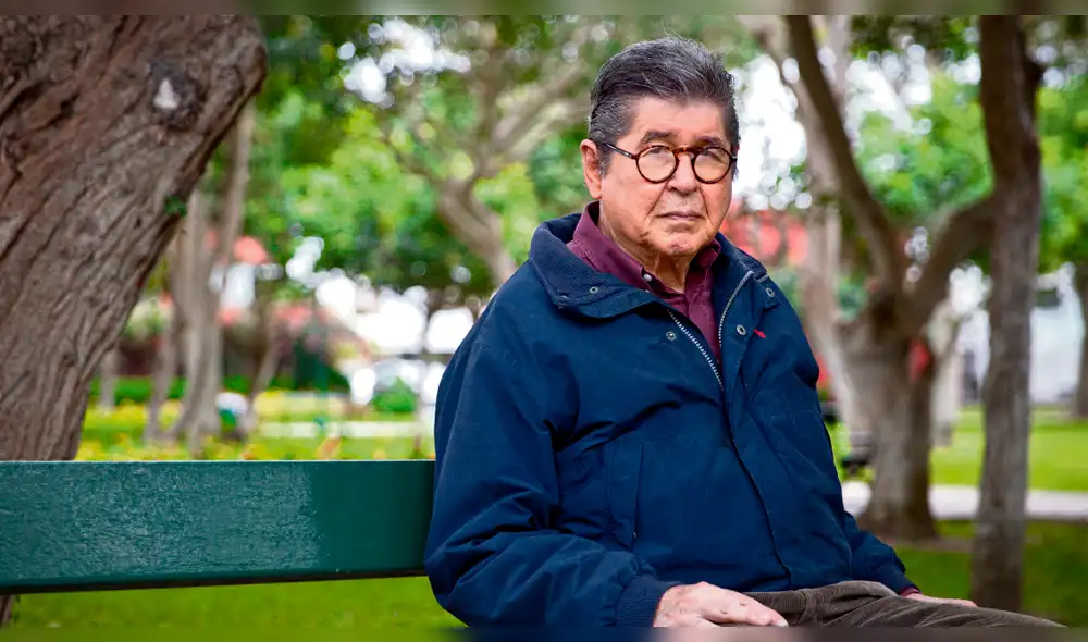 Alfredo Bryce Echenique confesó que una señora le ayuda a escribir [VIDEO]