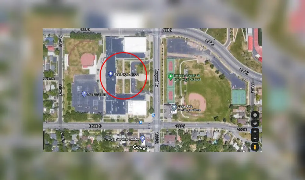 Desliz las imágenes para ver cómo luce la famosa escuela en la que se grabó al cinta adolescente. (Foto: Google Maps)