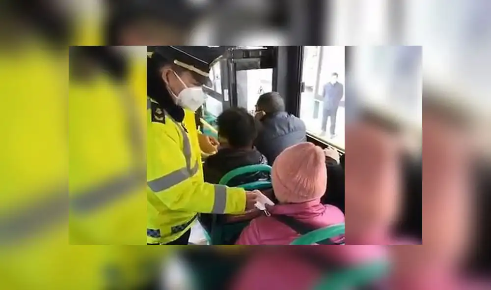 Anciana se niega a recibir una mascarilla para protegerse del coronavirus. Foto: Captura Video. Anciana se niega a recibir una mascarilla para protegerse del coronavirus. Foto: Captura Video.