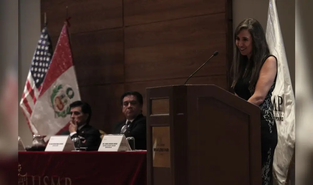 Universidad de San Martín de Porres homenajeó a los egresados del Diplomado: Principles and Practice of Clinical Research, desarrollado en convenio con la Universidad de Harvard Universidad de San Martín de Porres homenajeó a los egresados del Diplomado: Principles and Practice of Clinical Research, desarrollado en convenio con la Universidad de Harvard