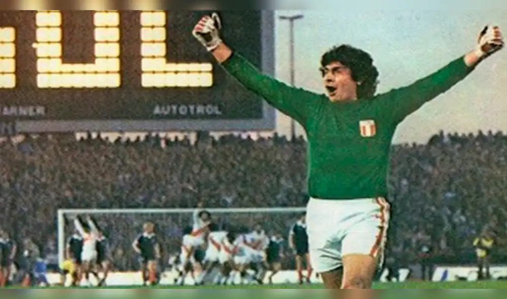 Selección peruana: Ramón Quiroga confesó que tapó un penal con el dedo roto.