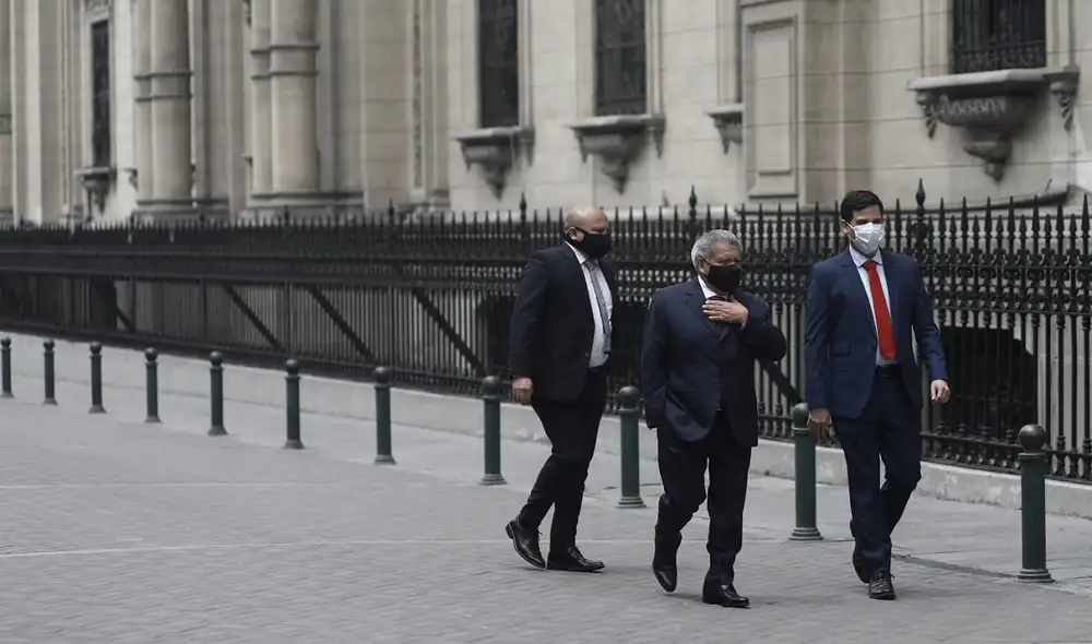 César Acuña, líder Alianza Para el Progreso, fue el primero que se reunió con Sagasti. Foto: Aldair Mejía/La República César Acuña, líder Alianza Para el Progreso, fue el primero que se reunió con Sagasti. Foto: Aldair Mejía/La República