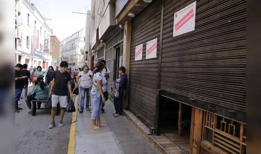 Galerías comerciales del ''Barrio Chino'' permanecen clausuradas. [FOTO]
