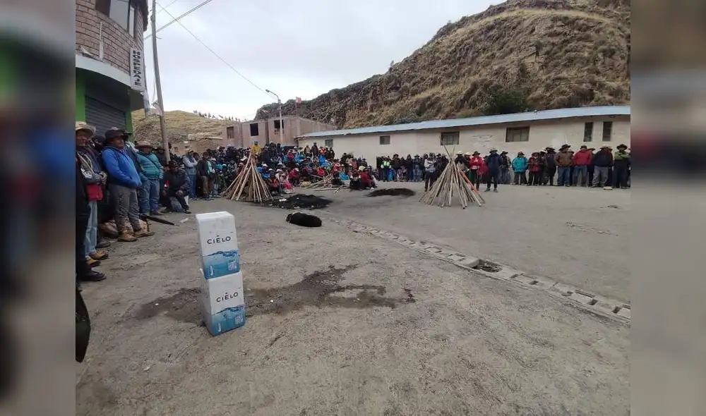 Cusco. pobladores señalan que seguirán en pie de lucha hasta el cierre del congreso. Foto LR