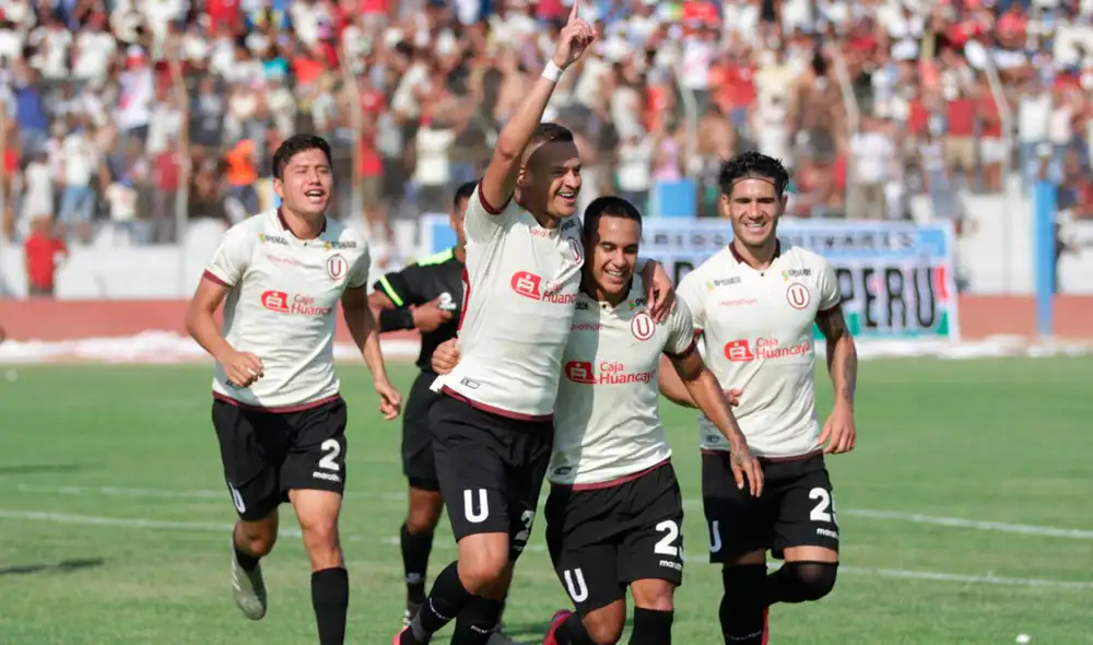 Universitario está invicto en lo que va del Apertura de la Liga 1. Universitario está invicto en lo que va del Apertura de la Liga 1.