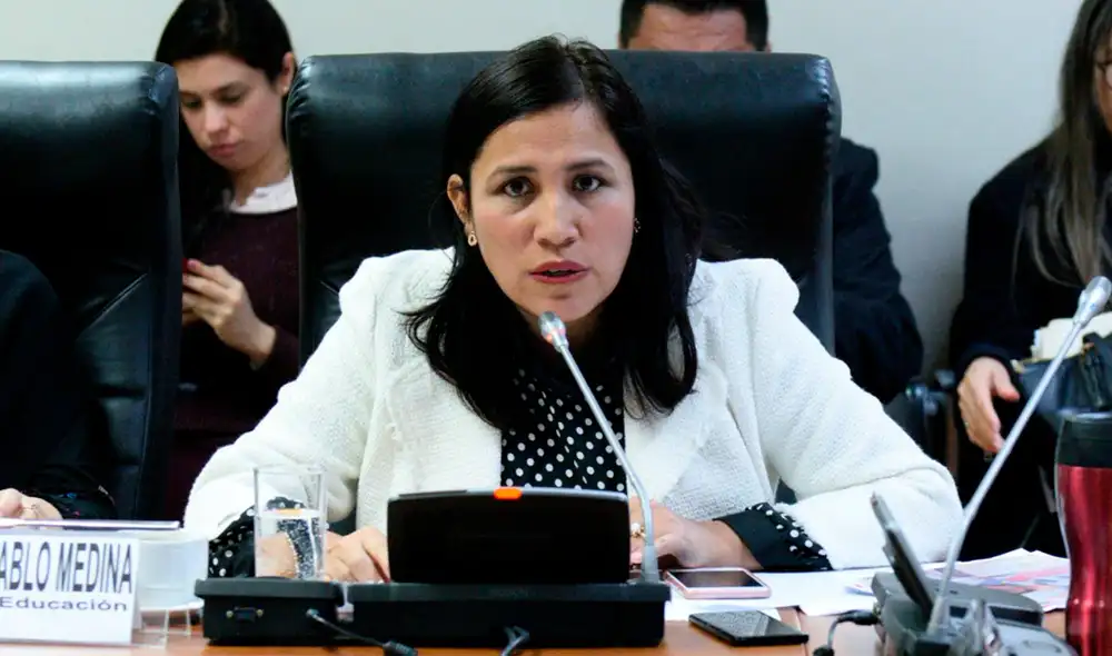 Ministra Flor Pablo denfede la política pública del enfoque degénero, Foto: La República. Ministra Flor Pablo denfede la política pública del enfoque degénero, Foto: La República.