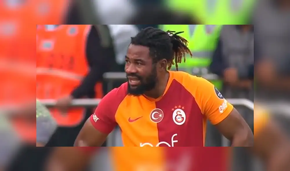 Futbolista de Galatasaray recibe terrible falta y sus compañeros terminan llorando [VIDEO]