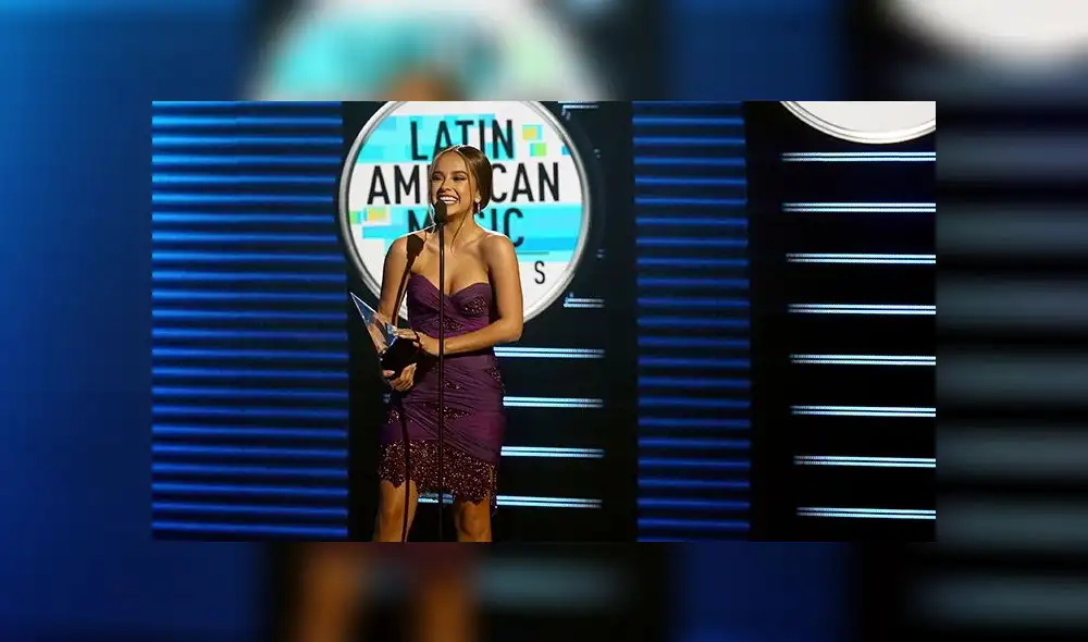 Becky G y su reacción al triunfar en los Latin Amas 2018 [VIDEO]