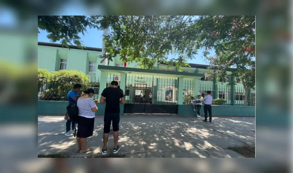 Los deudos permanecen en la Divincri en espera de resultado de las investigaciones. Foto: Rosa Quincho/ URPI/LR