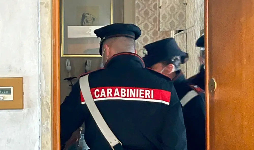 Los Carabinieri encontraron una carta que explicaba lo sucedido y con lo que se cierra el caso. Foto: AGI Los Carabinieri encontraron una carta que explicaba lo sucedido y con lo que se cierra el caso. Foto: AGI