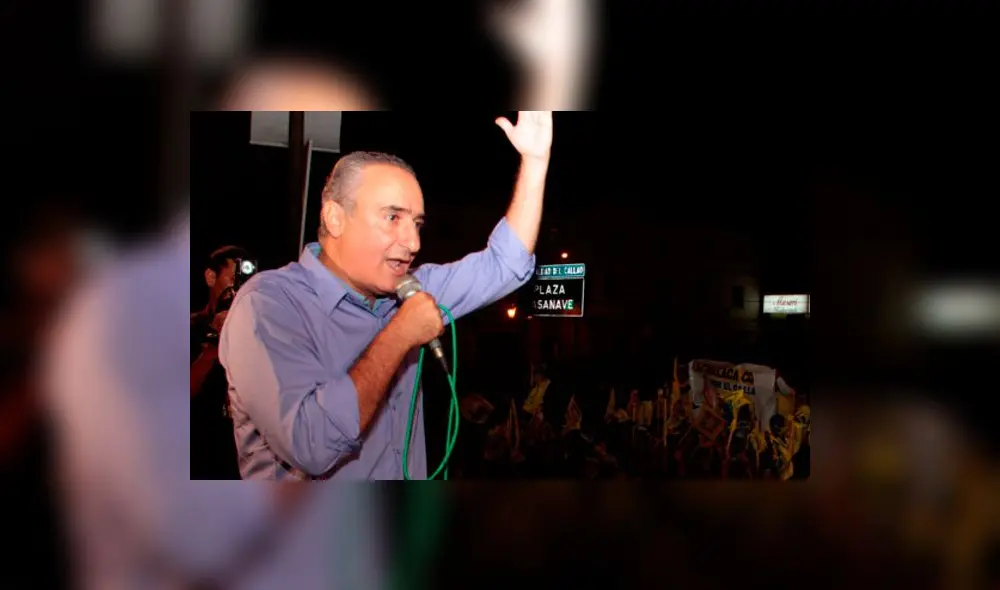 Alex Kouri presenta síntomas del coronavirus en penal Ancón 2, afirma su esposa Alex Kouri presenta síntomas del coronavirus en penal Ancón 2, afirma su esposa