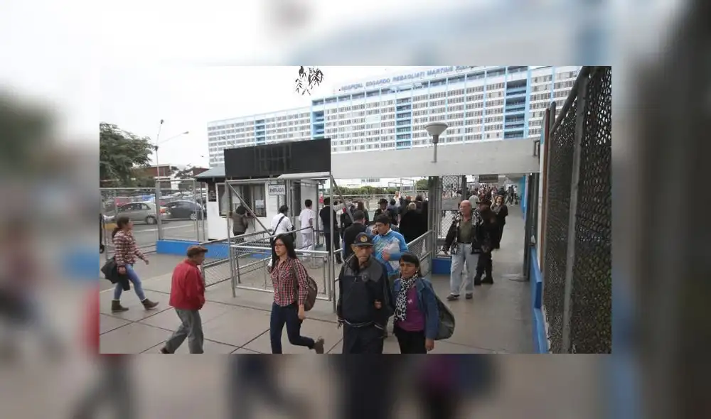 Daniel Salaverry firmó autógrafa del Proyecto de Ley sobre CTS y EsSalud 