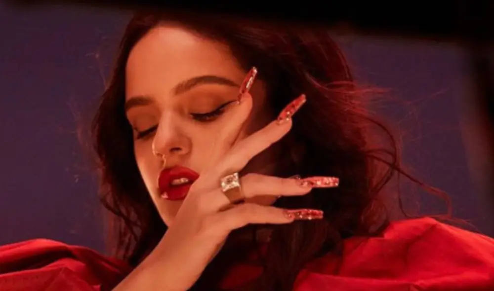 La cantante ha grabado el clip de esta canción para el producto de la firma MAC.  Foto: Instagram