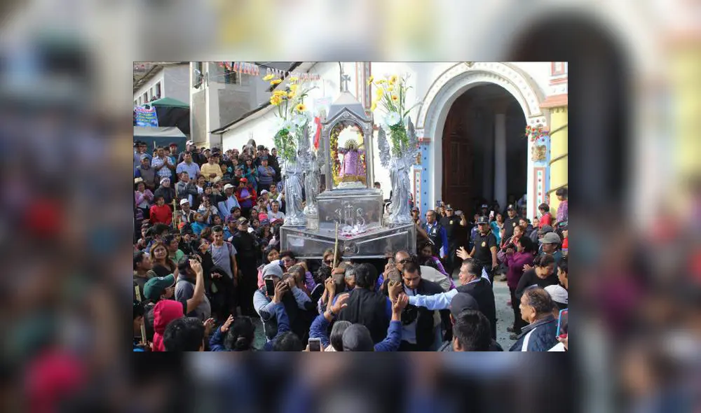 Peregrinos recorrieron con devoción hacia la imagen del Señor de la Ascensión de Cachuy Peregrinos recorrieron con devoción hacia la imagen del Señor de la Ascensión de Cachuy