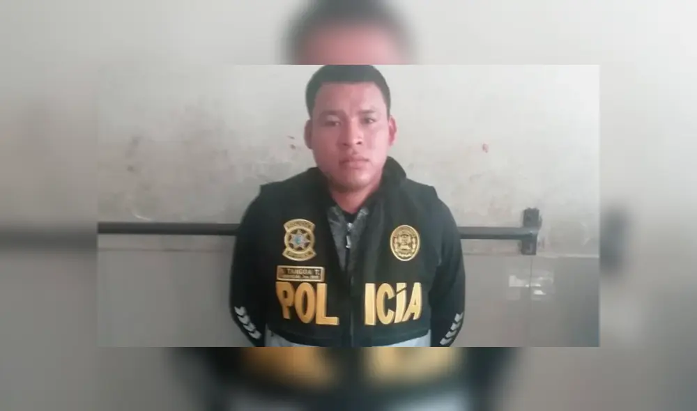 Detienen a sujeto que se hacía pasar por efectivo policial. Foto: El Popular Detienen a sujeto que se hacía pasar por efectivo policial. Foto: El Popular