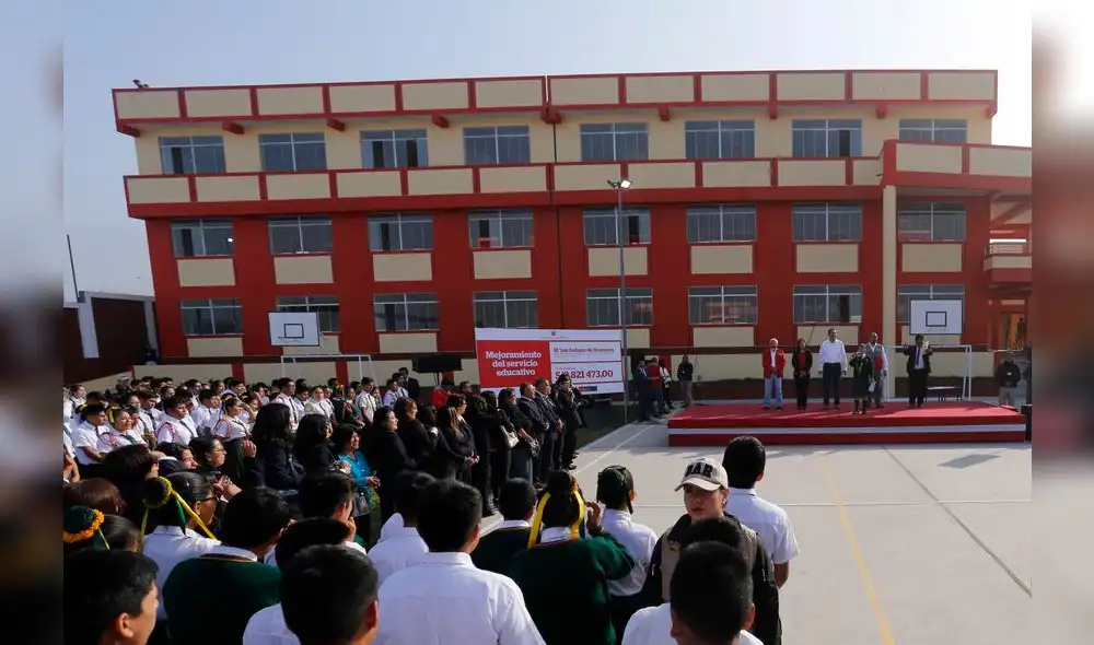 Vizcarra: La educación es la mejor arma para luchar contra la corrupción Vizcarra: La educación es la mejor arma para luchar contra la corrupción