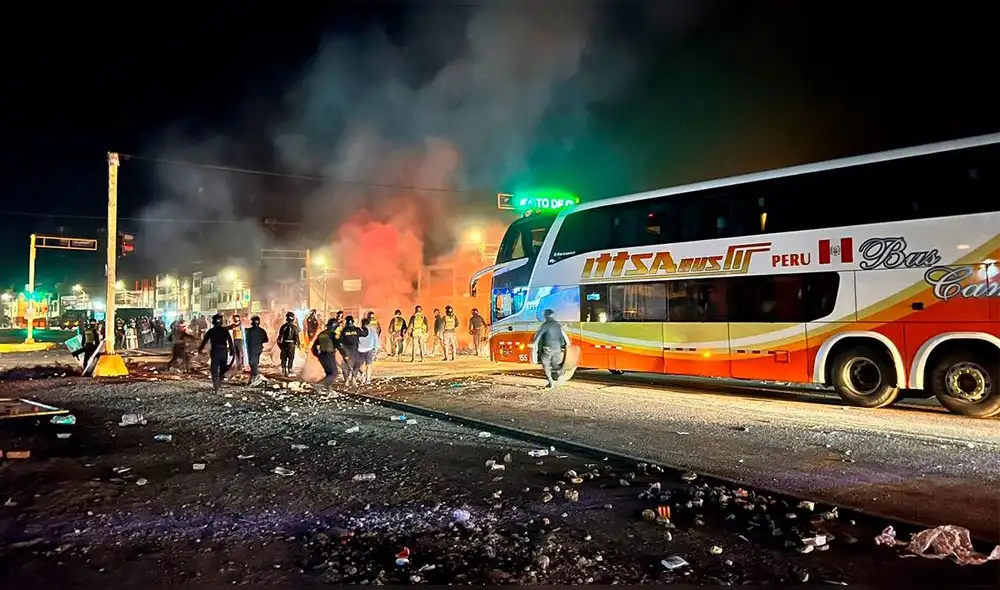 Se busca mantener la fluidez del tránsito en las próximas horas. Foto: PNP Se busca mantener la fluidez del tránsito en las próximas horas. Foto: PNP