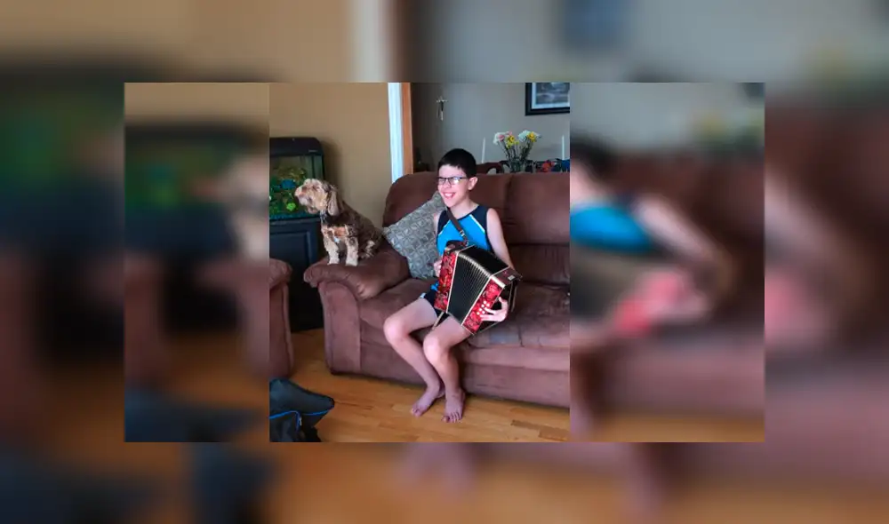 Video es viral en YouTube. El can corrió a sentarse al costado de su pequeño dueño, al verlo haciendo una de sus prácticas habituales de acordeón. Fotocaptura: YouTube Video es viral en YouTube. El can corrió a sentarse al costado de su pequeño dueño, al verlo haciendo una de sus prácticas habituales de acordeón. Fotocaptura: YouTube