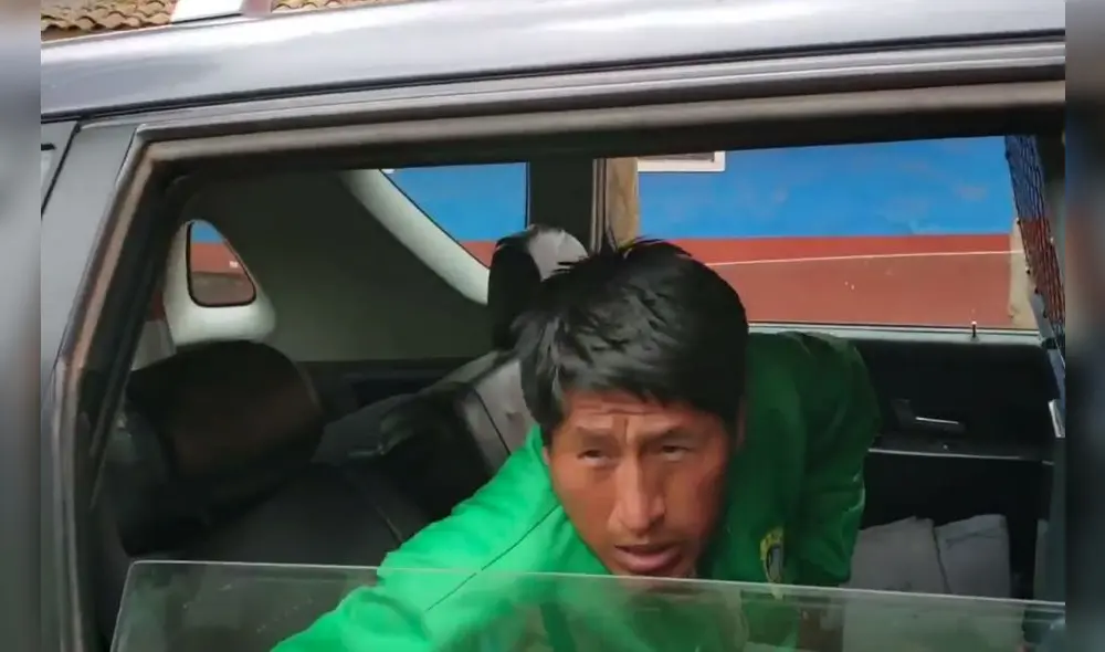 Cusco. Padre de familia fue detenido luego de imágenes donde se le ve amenazar a su hijo, a quien -según dijo- castigó por discutir con sus hermanitos. Cusco. Padre de familia fue detenido luego de imágenes donde se le ve amenazar a su hijo, a quien -según dijo- castigó por discutir con sus hermanitos.