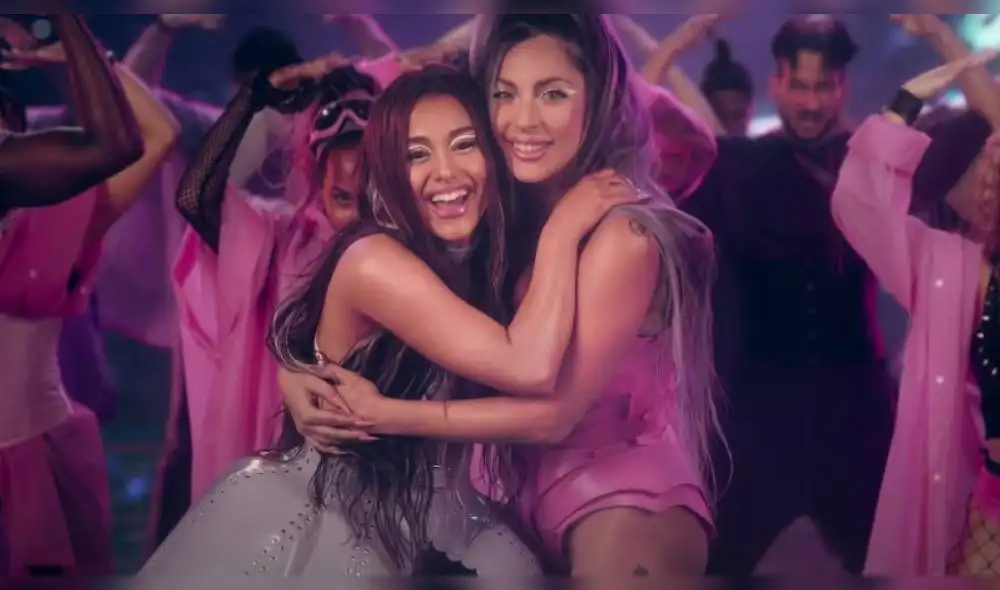 La cantante de 34 años indicó que fue la perseverancia de Ariana Grande lo que la terminó convenciendo. (Foto: Captura)