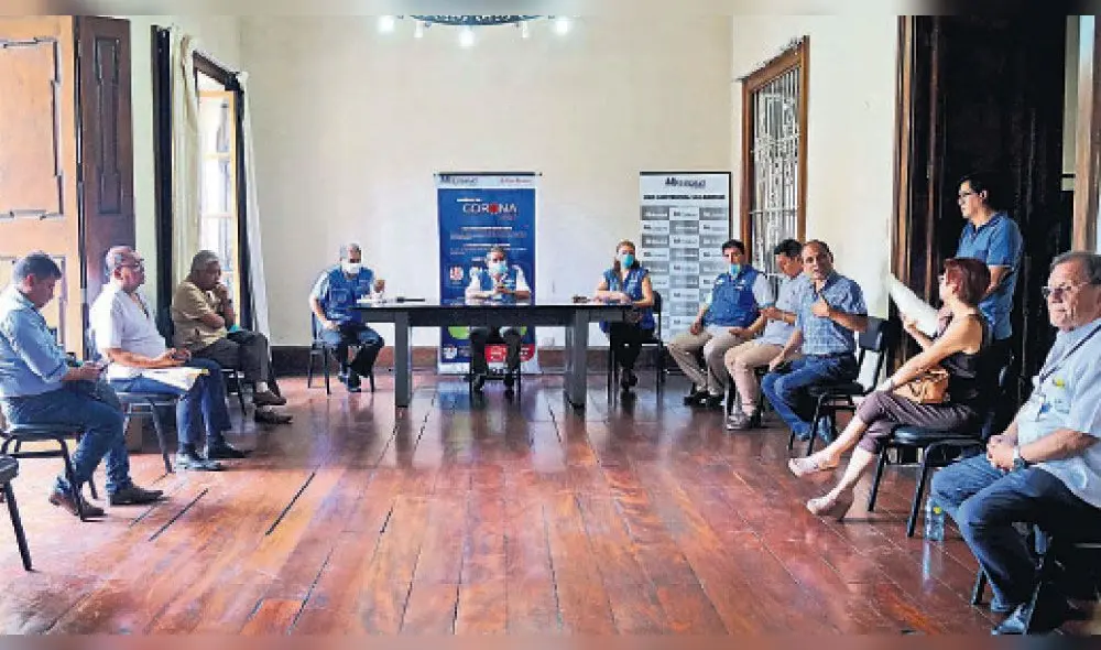 Se reunieron con directores, médicos y enfermeras para analizar las opciones para afrontar pandemia del coronavirus. Se reunieron con directores, médicos y enfermeras para analizar las opciones para afrontar pandemia del coronavirus.